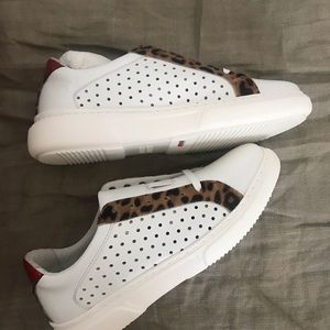 New in box, never worn Johnston & Murphy Sneaker